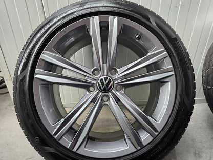 Volkswagen Arteon Passat 18 inch R-Line velgen zomerbanden