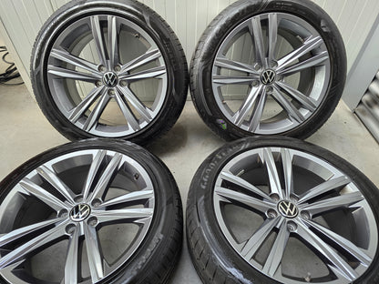 Volkswagen Arteon Passat 18 inch R-Line velgen zomerbanden