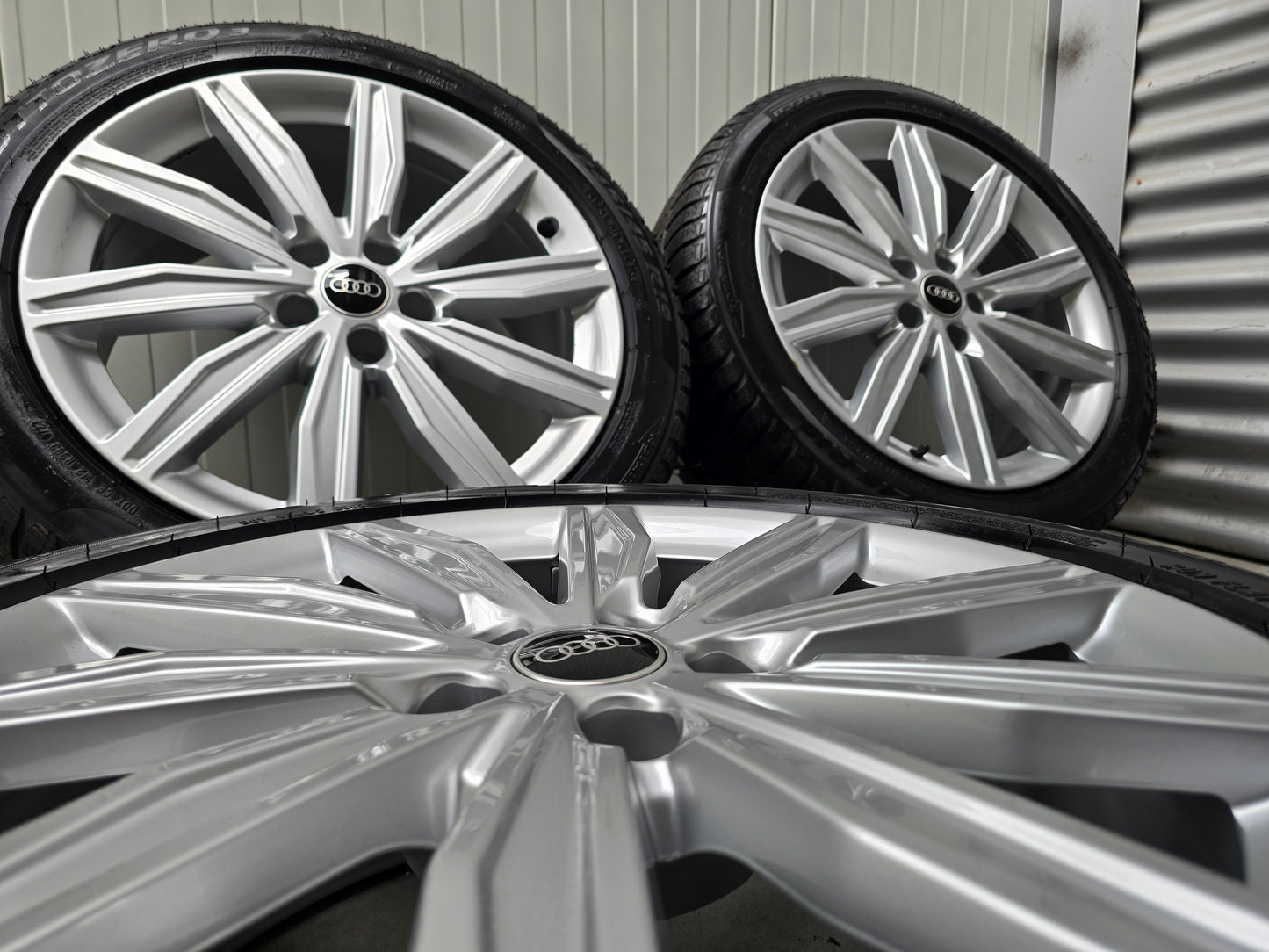 NIEUW Audi A6 A7 A8 Q5 19 inch velgen winterbanden OEM