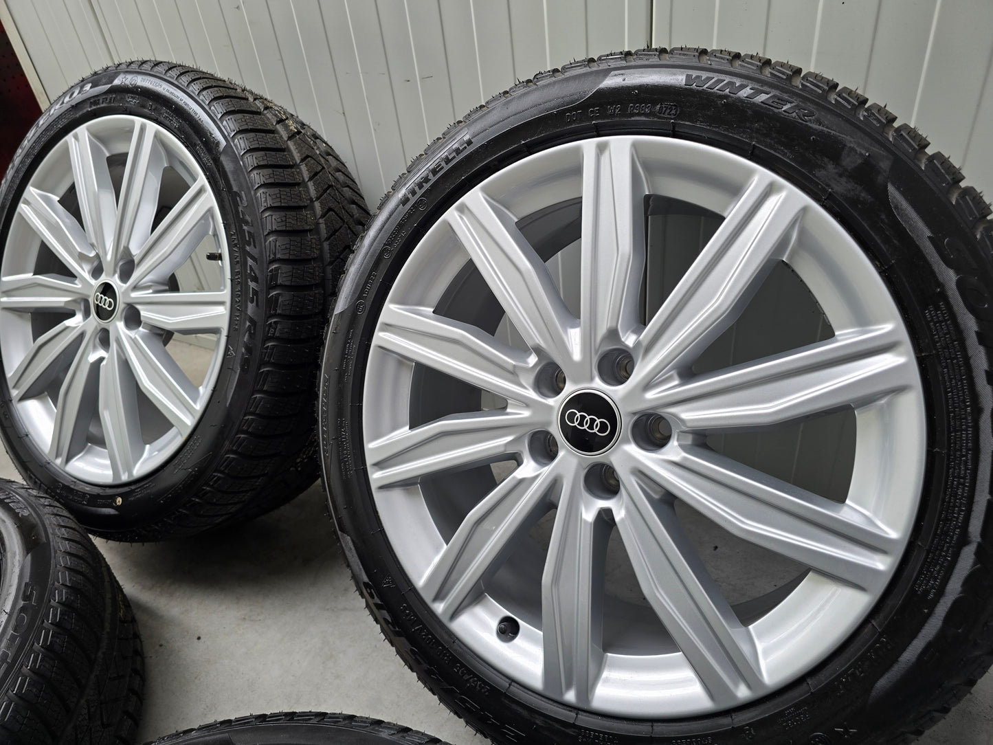 NIEUW Audi A6 A7 A8 Q5 19 inch velgen winterbanden OEM