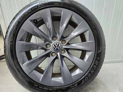 Volkswagen Transporter T5 T6 19 inch zomerbanden 7mm - UNIEK