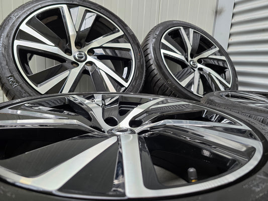 Volvo V90 S90 XC70 19 inch velgen winterbanden origineel