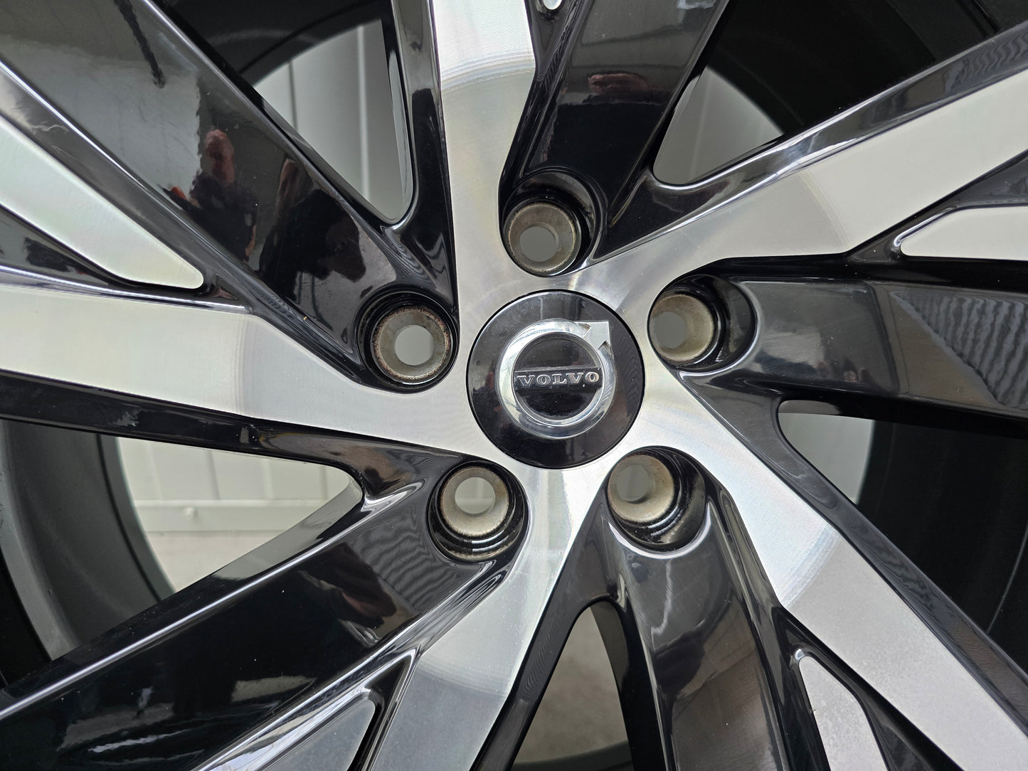 Volvo V90 S90 XC70 19 inch velgen winterbanden origineel