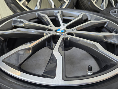 BMW X3 X4 G01 G02 20 inch 699M velgen zomerbanden Pirelli nieuw