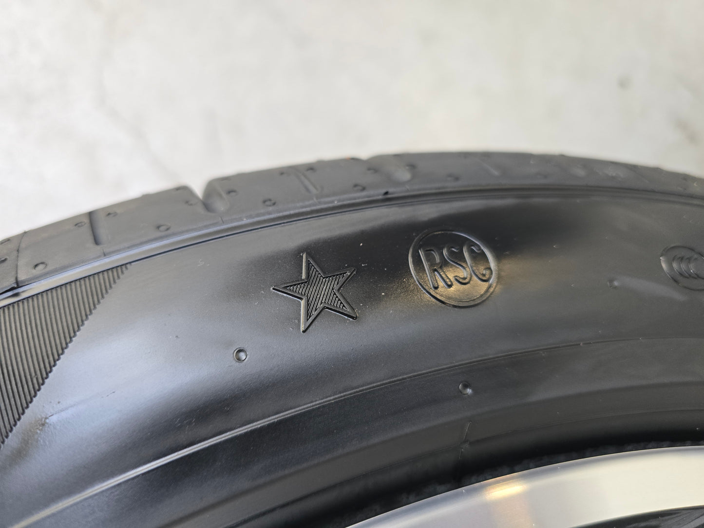 BMW X3 X4 G01 G02 20 inch 699M velgen zomerbanden Pirelli nieuw