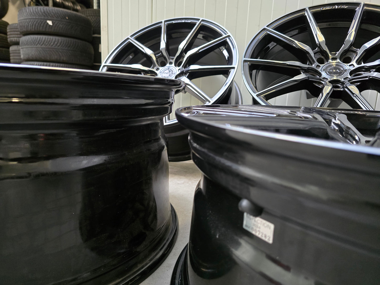 Concaver CVR4 Black/Smoked cut BMW 19 inch velgen breedset 5x120