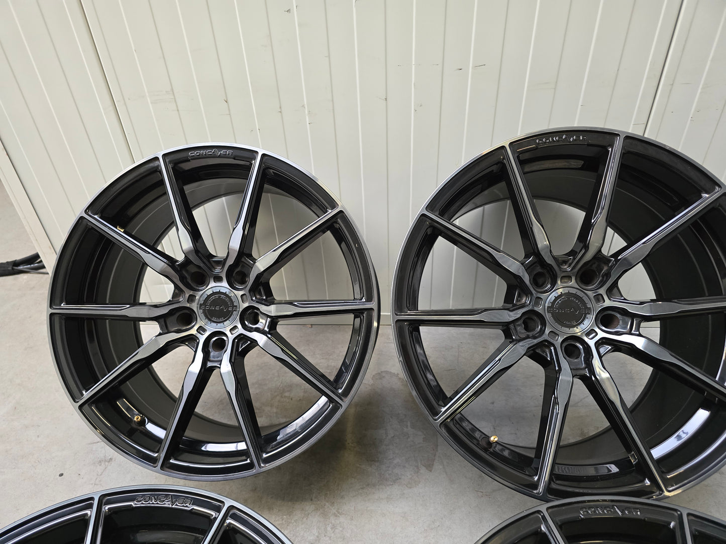 Concaver CVR4 Black/Smoked cut BMW 19 inch velgen breedset 5x120