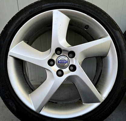Volvo S60 S80 V60 V70 18 inch velgen zomerbanden