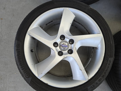 Volvo S60 S80 V60 V70 18 inch velgen zomerbanden
