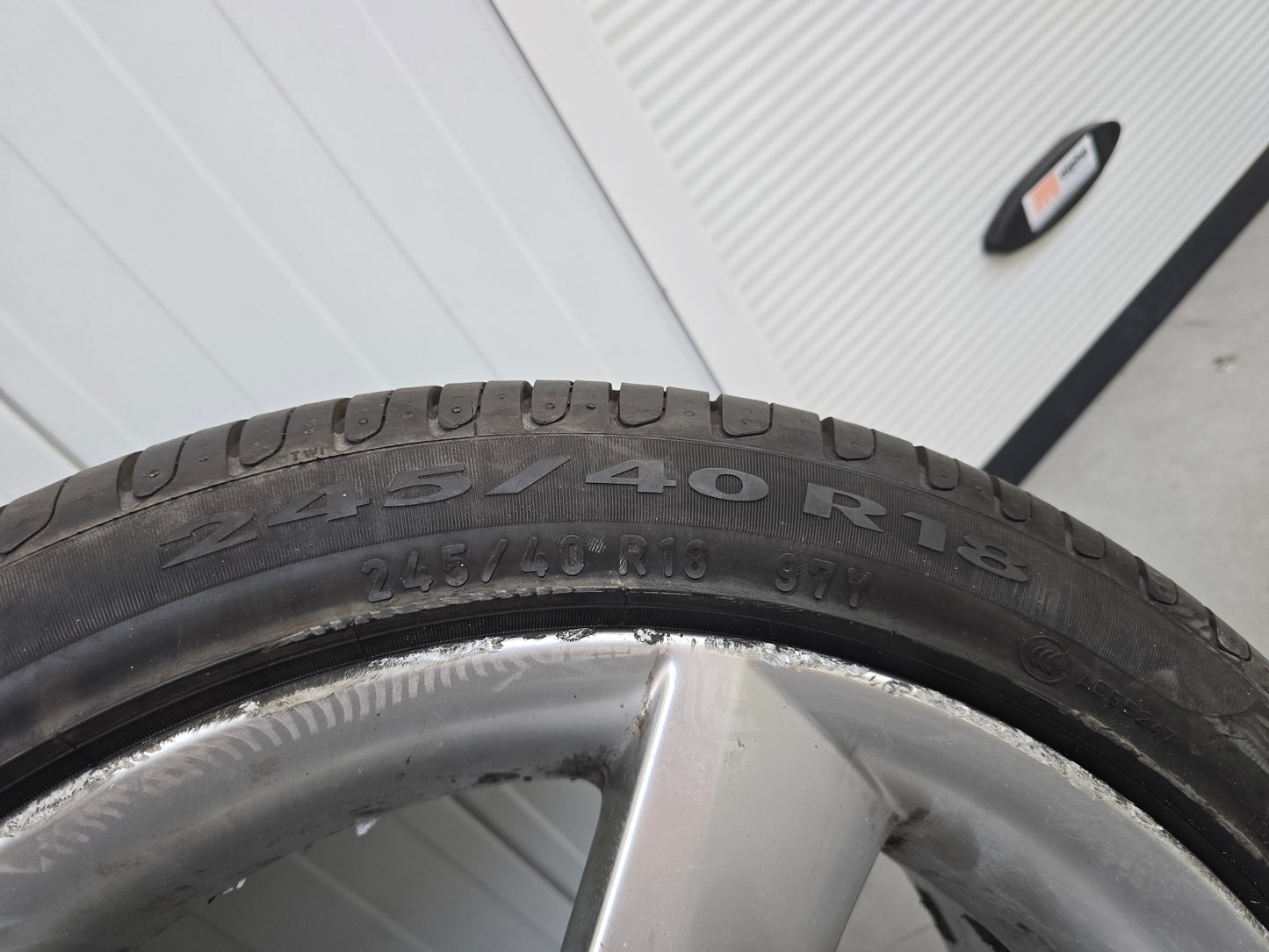 Volvo S60 S80 V60 V70 18 inch velgen zomerbanden