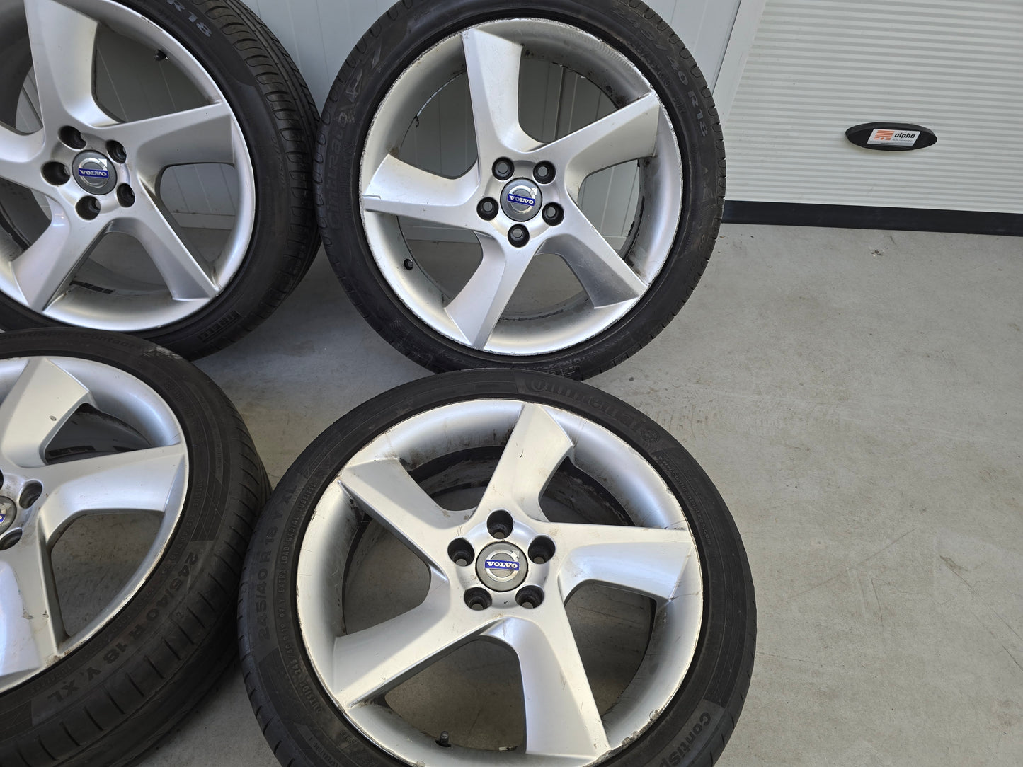 Volvo S60 S80 V60 V70 18 inch velgen zomerbanden