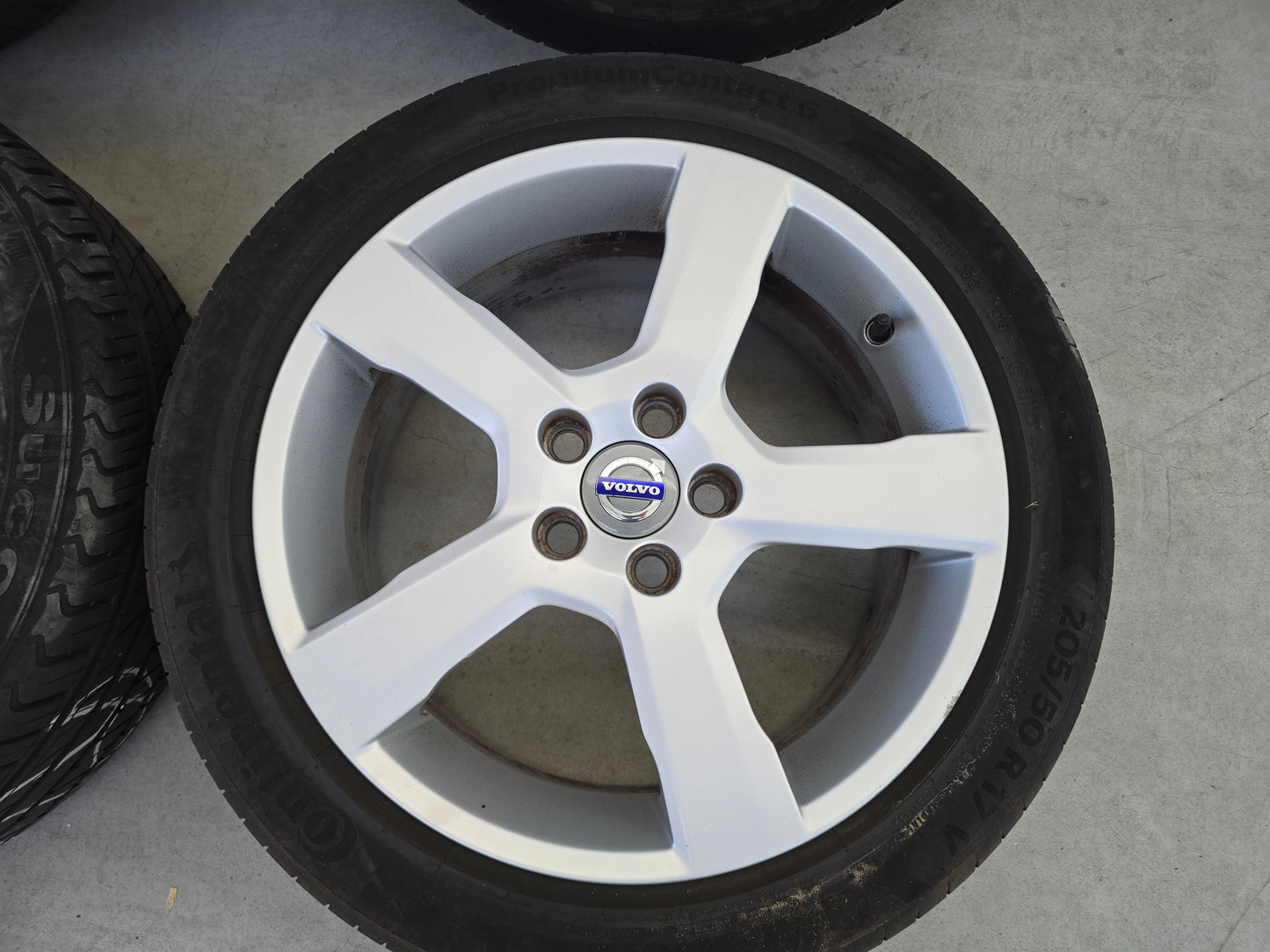 Volvo C30 S40 V40 V50 17 inch velgen zomerbanden OEM