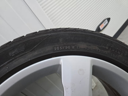 Volvo C30 S40 V40 V50 17 inch velgen zomerbanden OEM