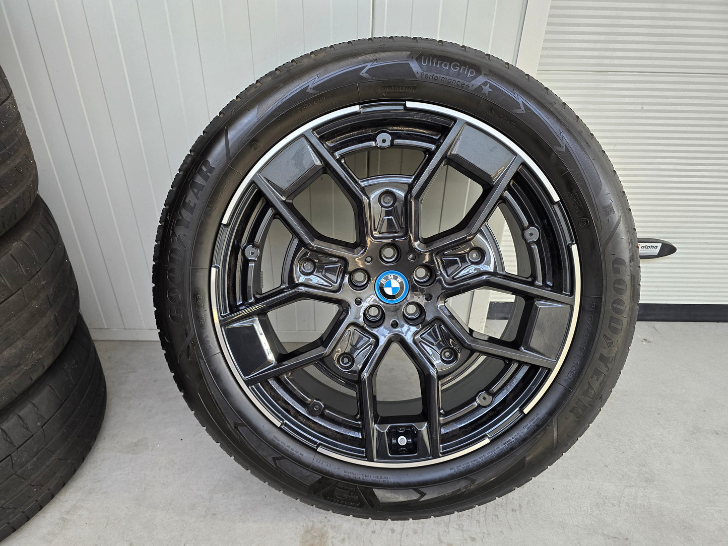 BMW iX 21 inch velgen winterbanden 1011 DEMO sport