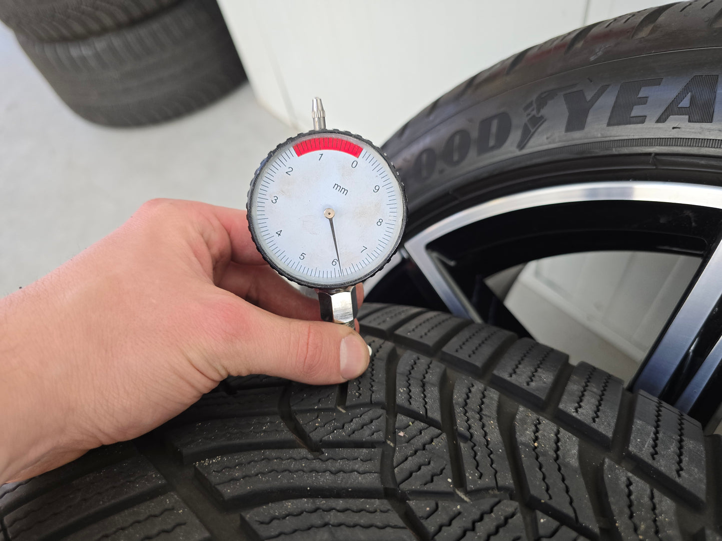 BMW i4 4 Serie G26 859M 19 inch velgen winterbanden breedset