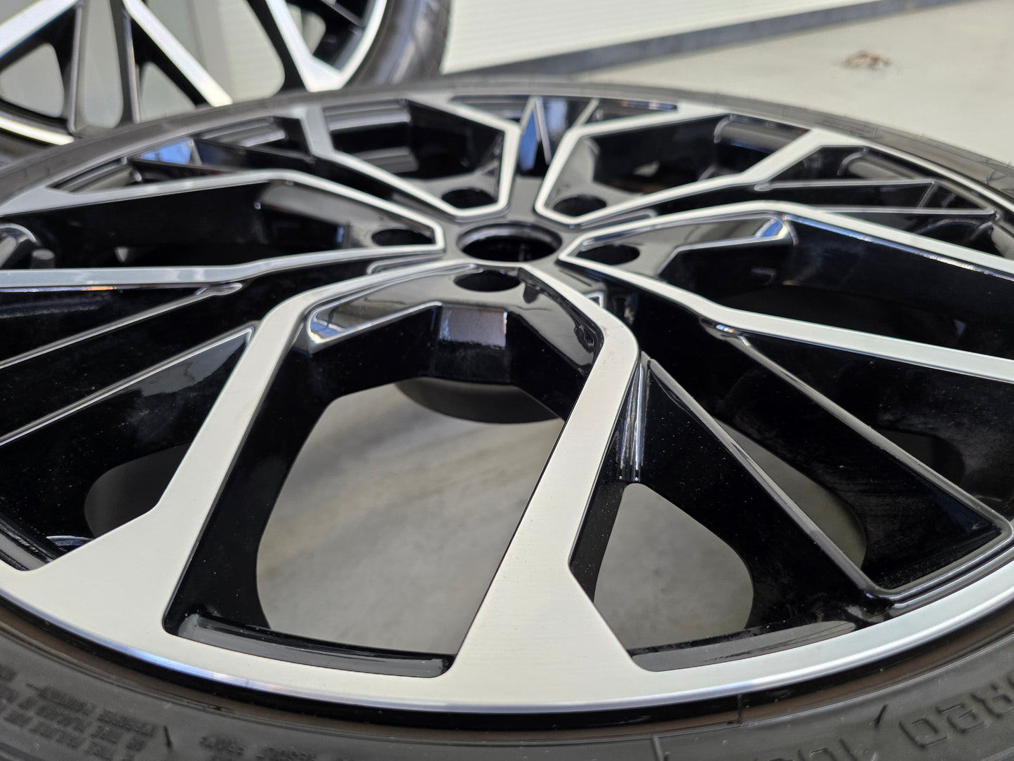 VW ID4 ID5 ID6 IDBuzz Audi Q4 Enyac 20 inch winterbanden
