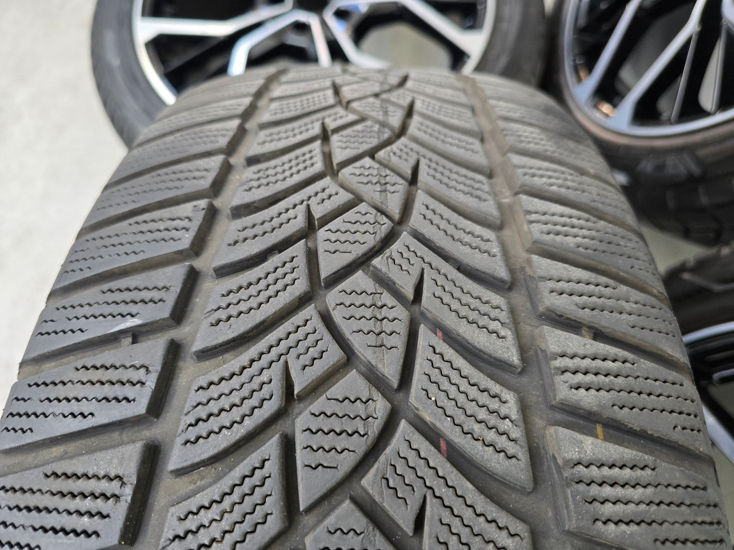 VW ID4 ID5 ID6 IDBuzz Audi Q4 Enyac 20 inch winterbanden