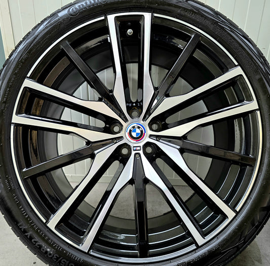 BMW X5 G05 X6 G06 22 inch Breedset 742M Zomerbanden