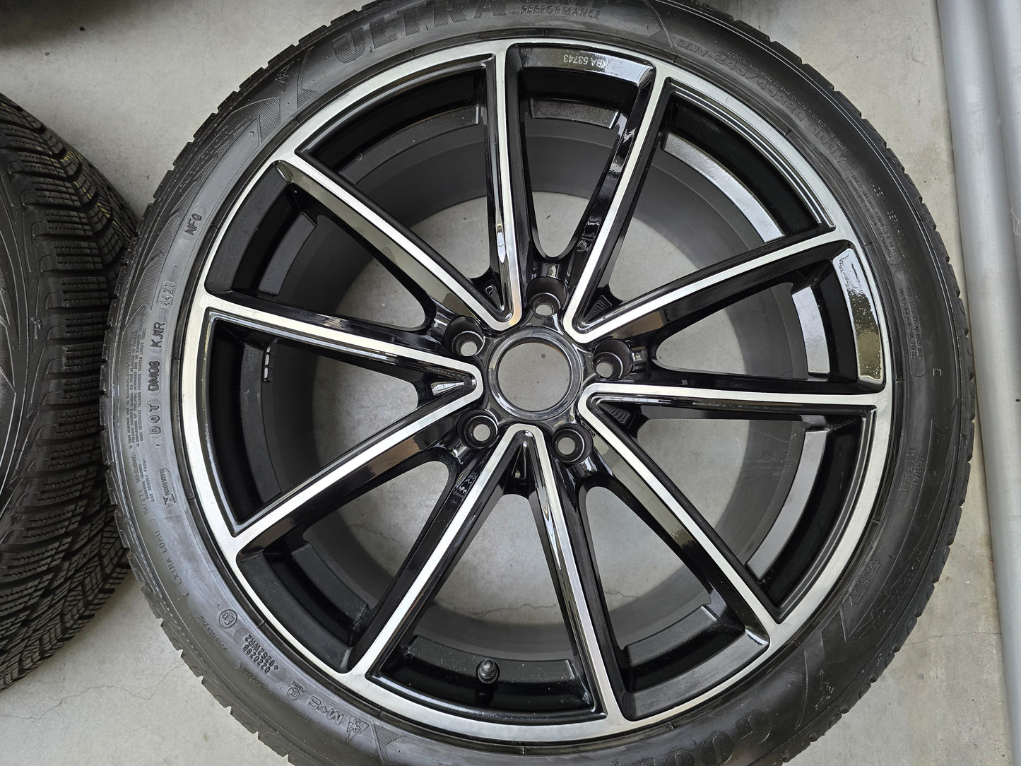 Audi e-tron GT Porsche Panamera 20 inch velgen winterbanden breedset