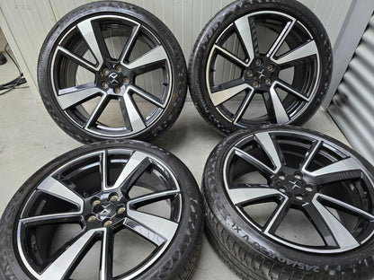 Polestar 20 inch sport velgen 5x108 zomerbanden Volvo Lynk & Co