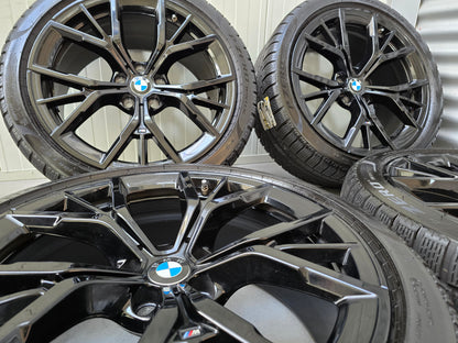 BMW 5 Serie G30 G31 i4 845M 19 inch velgen winterbanden breedset