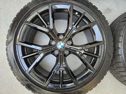 BMW 5 Serie G30 G31 i4 845M 19 inch velgen winterbanden breedset