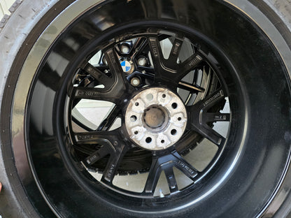 BMW 5 Serie G30 G31 i4 845M 19 inch velgen winterbanden breedset