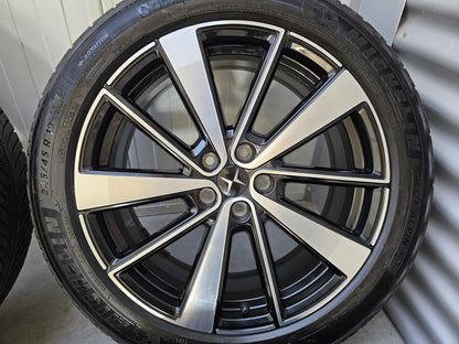 Polestar 19 inch sport velgen 5x108 winterbanden Volvo Lynk & Co