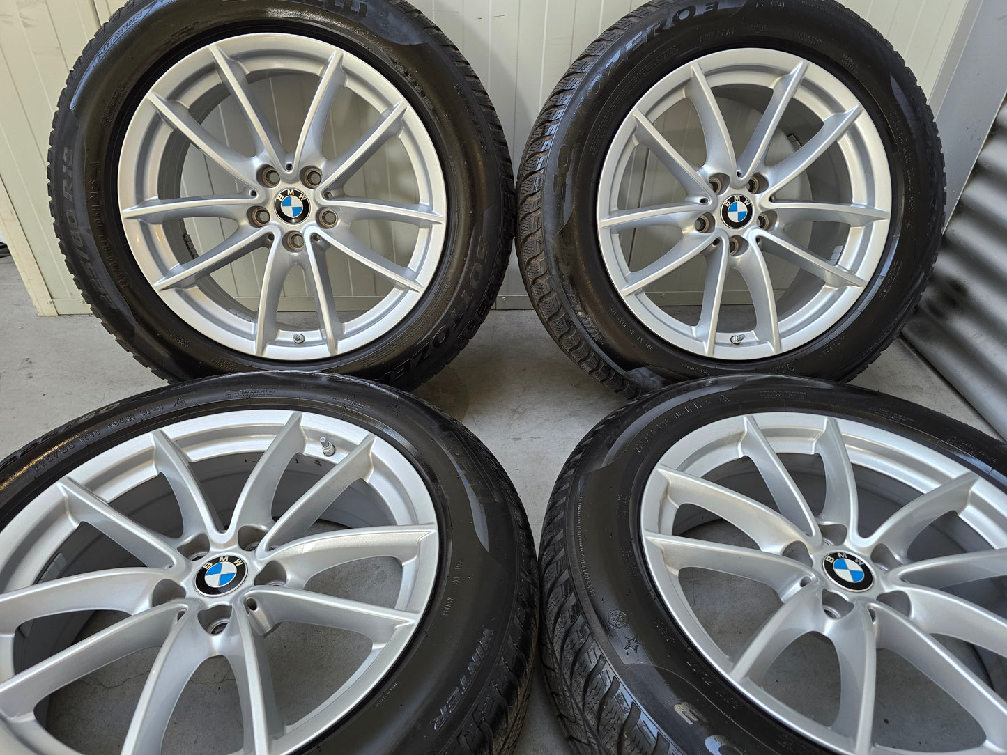 BMW X3 X4 G01 G02 618 18 inch velgen winterbanden DEMO
