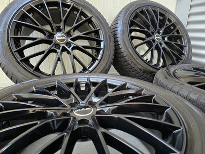 VW ID4 ID5 ID6 IDBuzz Audi Q4 Enyac 20 inch winterbanden breedset