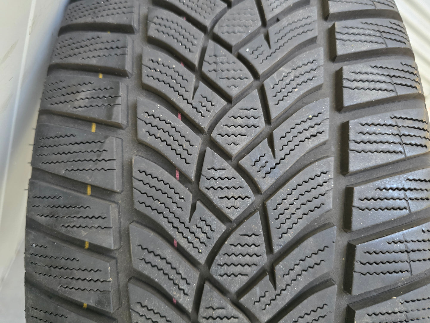 VW ID4 ID5 ID6 IDBuzz Audi Q4 Enyac 20 inch winterbanden breedset
