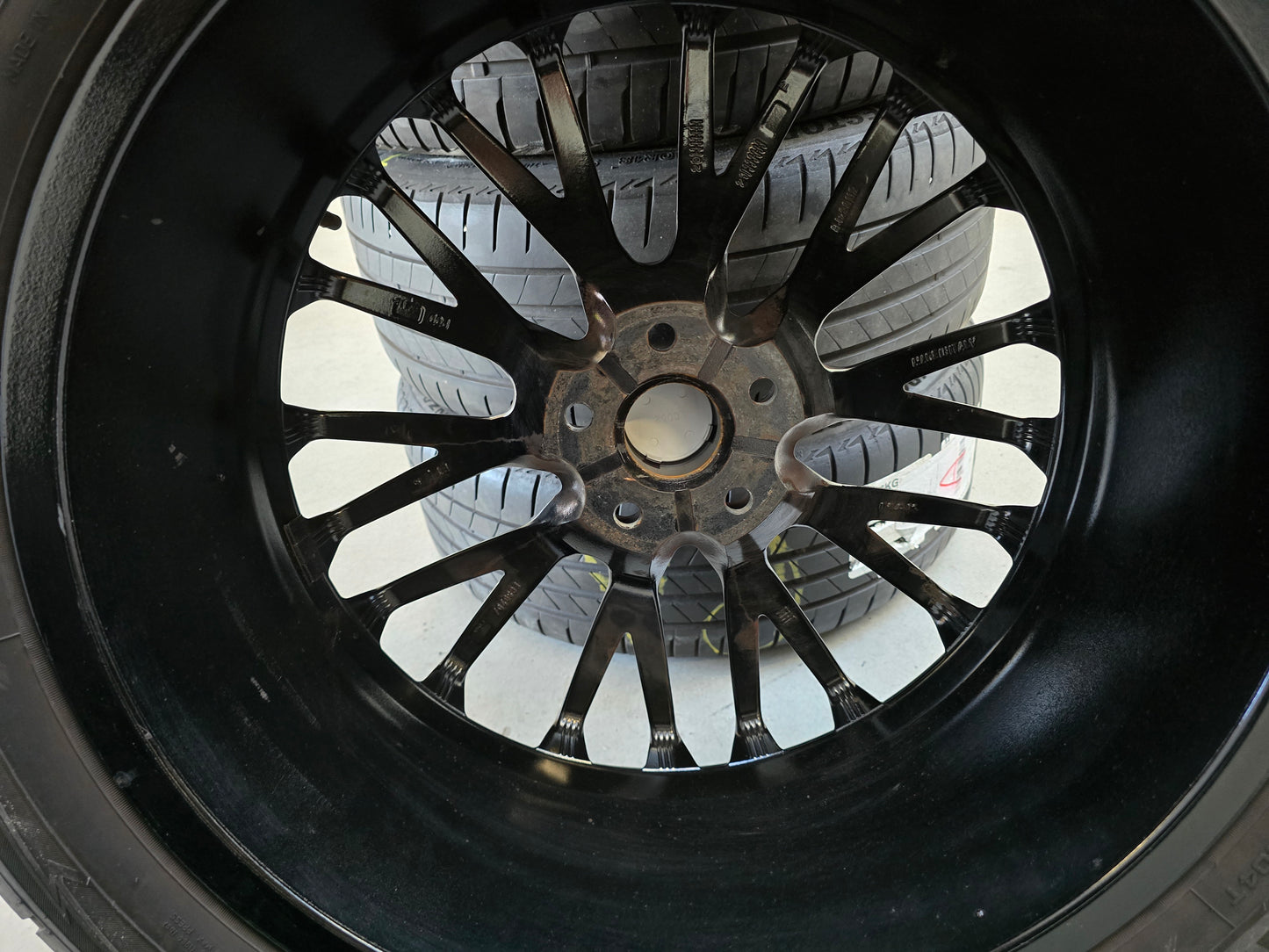 VW ID4 ID5 ID6 IDBuzz Audi Q4 Enyac 20 inch winterbanden breedset