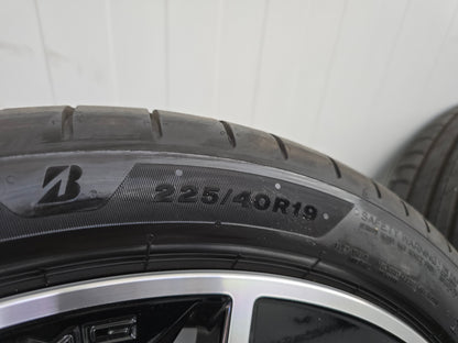 NIEUW Mercedes CLA EQ AMG 19 inch velgen zomerbanden