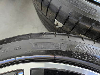NIEUW Mercedes CLA EQ AMG 19 inch velgen zomerbanden