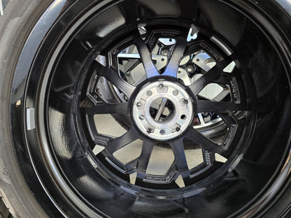 NIEUW Mercedes CLA EQ AMG 19 inch velgen zomerbanden