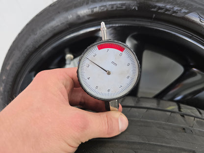 Mini Cooper Clubman 18 inch velgen zomerbanden zwart 5x112
