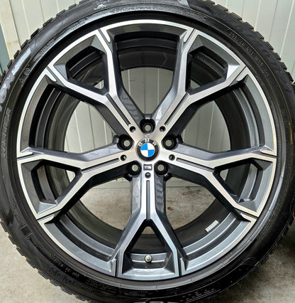 BMW X5 X6 G05 G06 741M 21 inch velgen winterbanden breedset DEMO