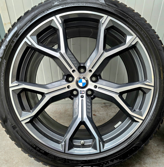 BMW X5 X6 G05 G06 741M 21 inch velgen winterbanden breedset DEMO