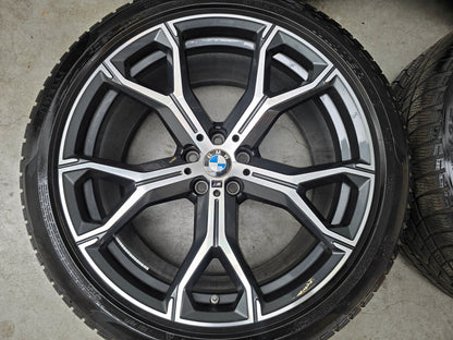 BMW X5 X6 G05 G06 741M 21 inch velgen winterbanden breedset DEMO