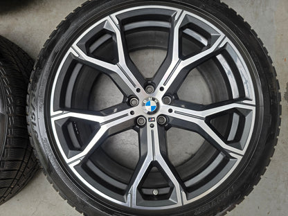BMW X5 X6 G05 G06 741M 21 inch velgen winterbanden breedset DEMO