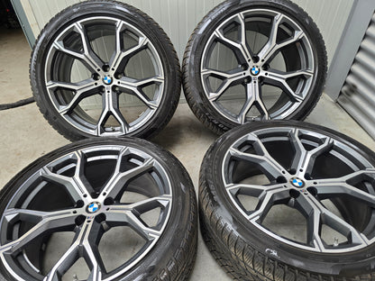 BMW X5 X6 G05 G06 741M 21 inch velgen winterbanden breedset DEMO