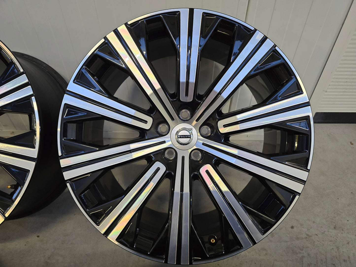 Volvo XC40 XC60 XC90 V60 V90 20 inch velgen 5x108 Demo winterbanden