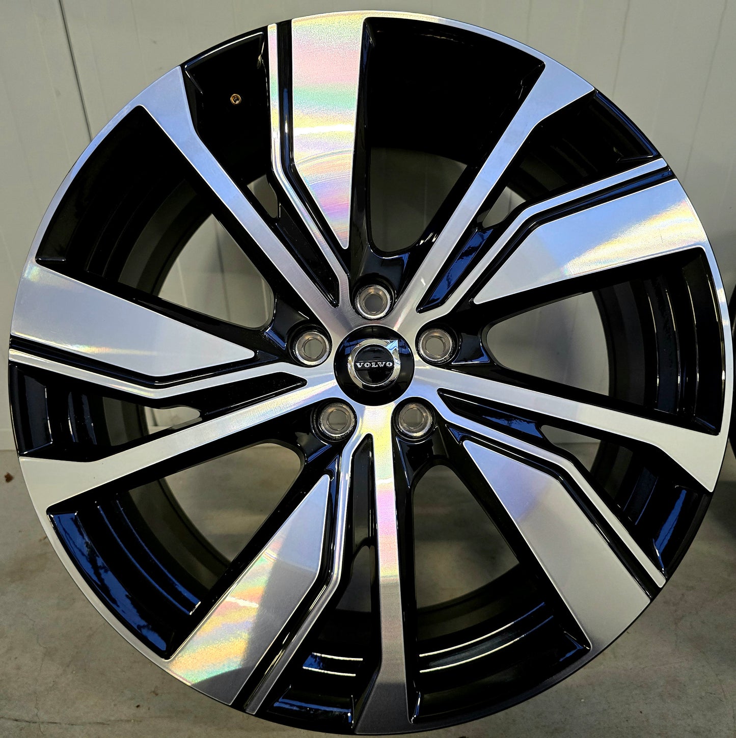 Volvo XC40 V60 V90 20 inch velgen zomerbanden 5x108