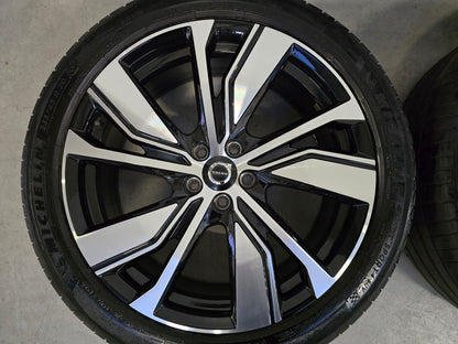 Volvo XC40 V60 V90 20 inch velgen zomerbanden 5x108