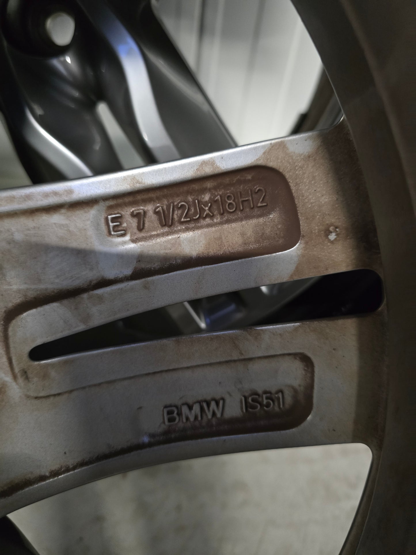 BMW X1 F48 U11 X2 F39 U10 570M 18 inch velgen zomerbanden