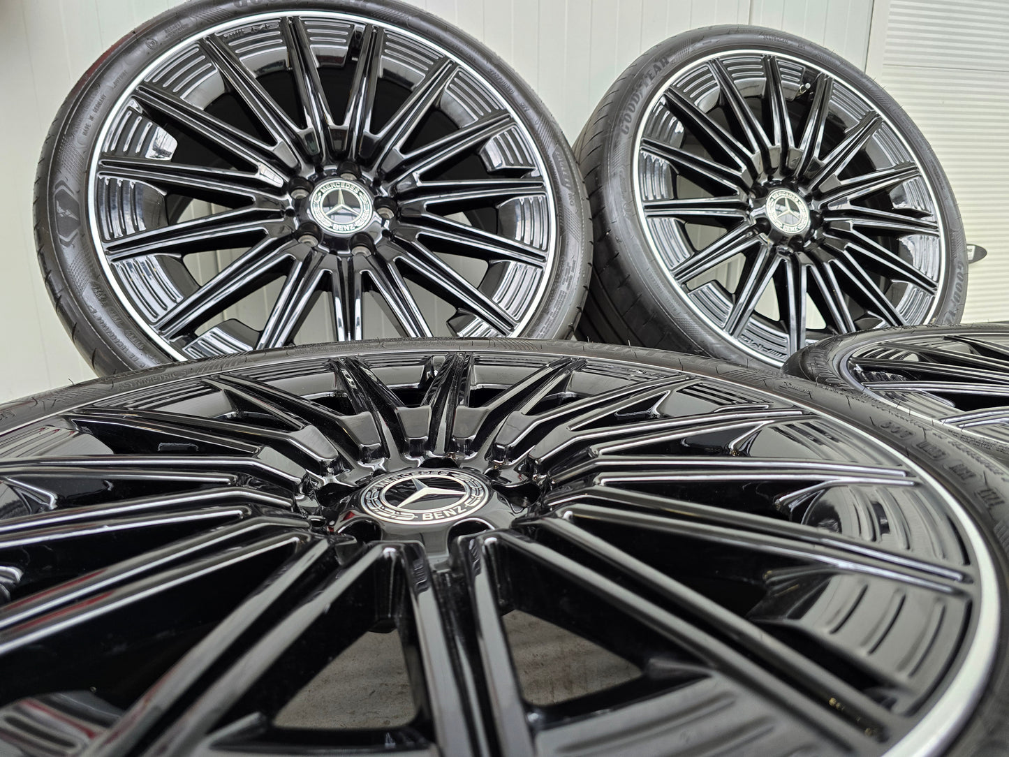 Mercedes CLE AMG 20 inch velgen zomerbanden breedset DEMO