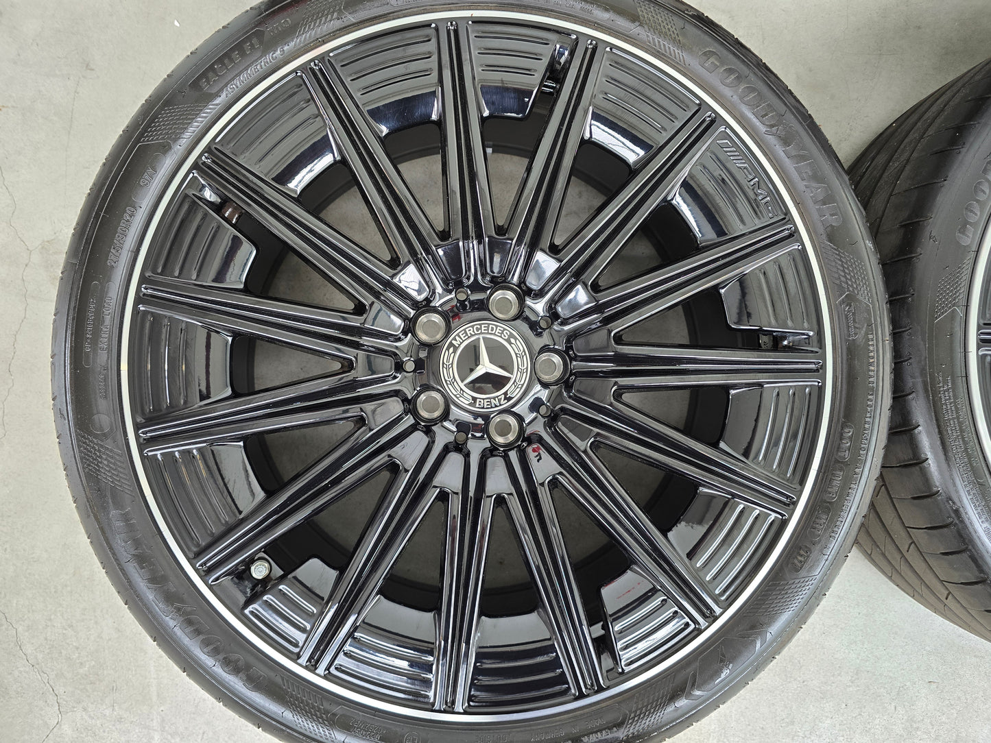 Mercedes CLE AMG 20 inch velgen zomerbanden breedset DEMO