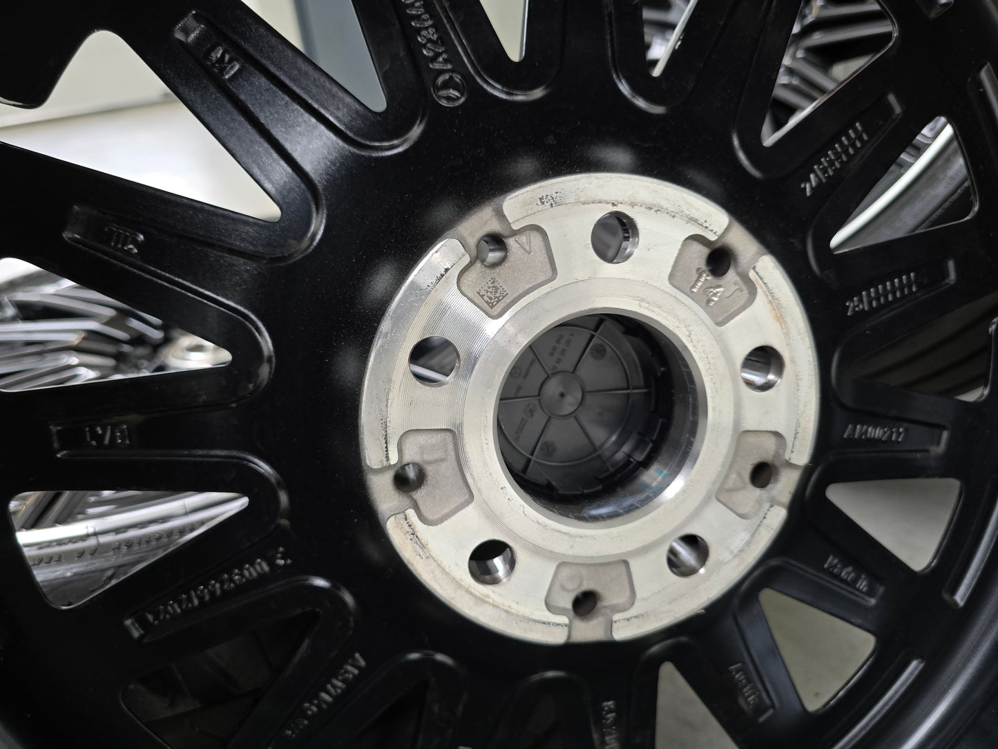 Mercedes CLE AMG 20 inch velgen zomerbanden breedset DEMO