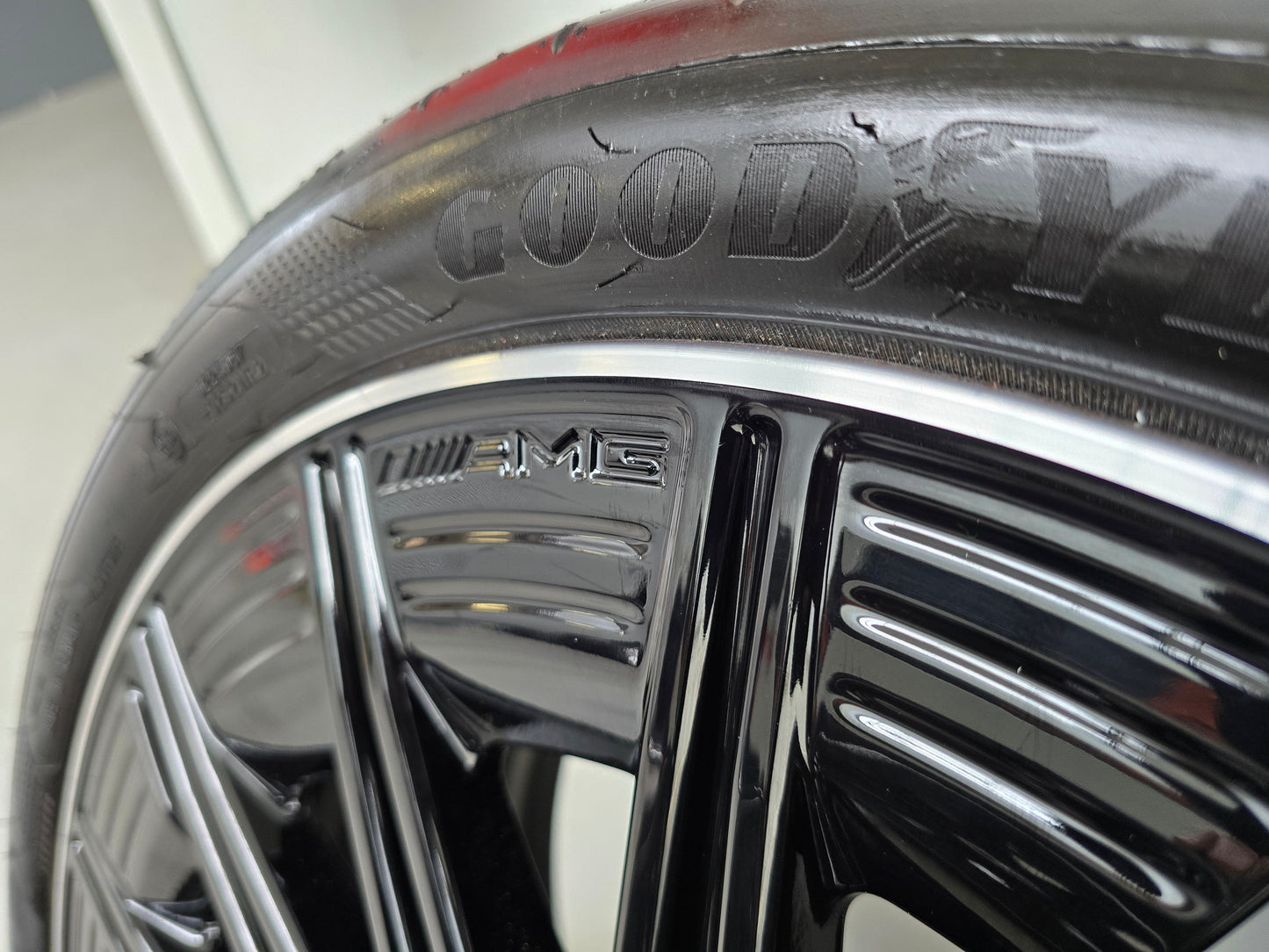 Mercedes CLE AMG 20 inch velgen zomerbanden breedset DEMO