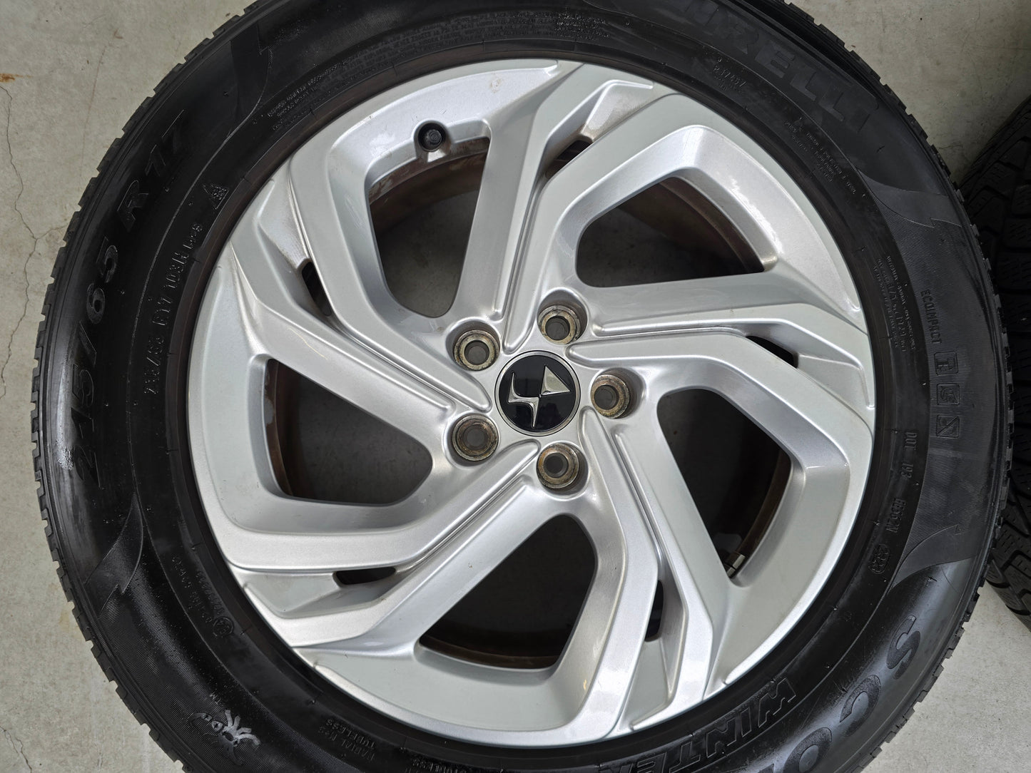 DS4 DS7 17 inch velgen winterbanden Pirelli 5x108